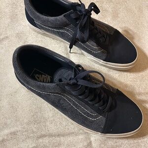 Vans Men's Blue Sneakers